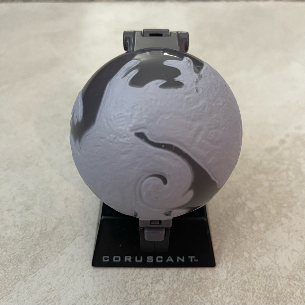 Coruscant fast food toy 1999